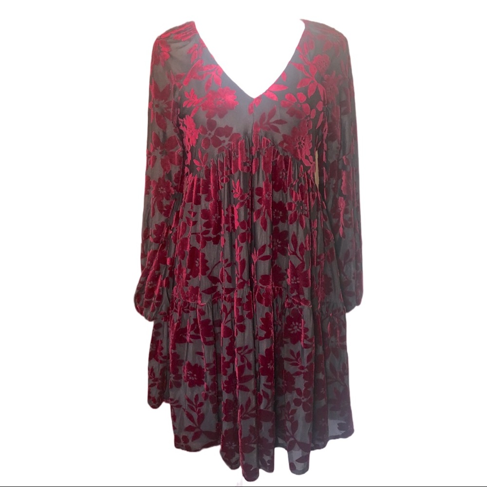 Velvet long-sleeved babydoll dress